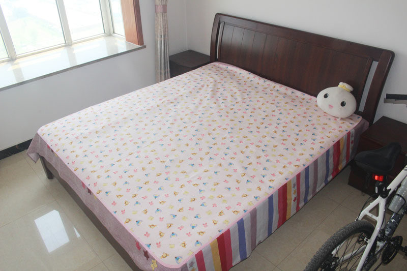 200 * 180 Double sided crystal suede Urine Mat Baby Waterproof Washable Two Sides Available Ultrathin URINE MAT 