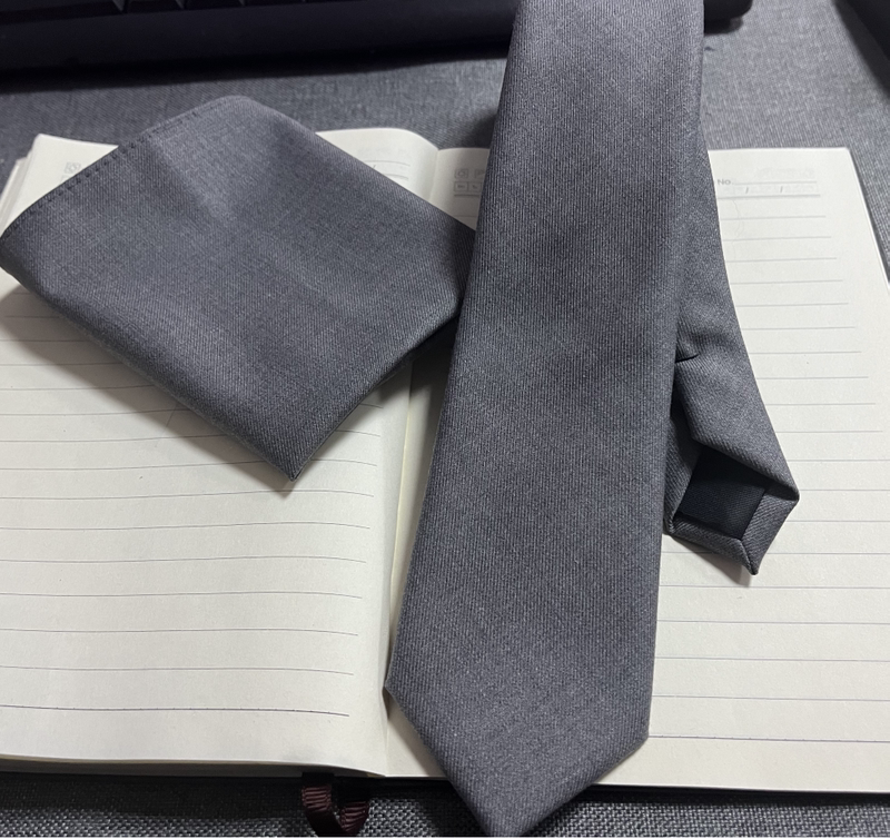 Shanghai Bangbo Professional Workwear for Faw Audi 4S Dealership Men's Gray Suit with Tie Formal Suit Shanghai Bangbo Professional Workwear for Faw Audi 4S Dealership Men's Gray Suit with Tie Formal Suit