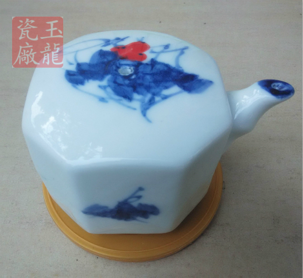 Jingdezhen Ceramic Green Flowers Large Drop Stationery Ceramic Handicraft Small Kettle Drip Wenfang Four Treasure