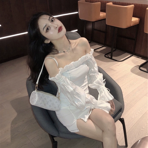 Дизайнерская сексуальная юбка, белое сексуальное платье, изысканный стиль, в обтяжку, с акцентом на бедрах, открытые плечи