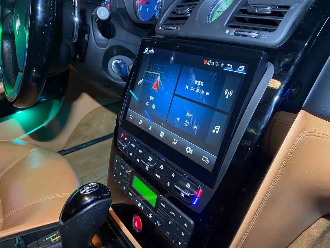04-12 Maserati Quattroporte Android navigation modified central control large-screen smart car display All