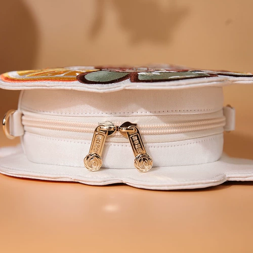 彩云印记 Ретро морковная трехмерная милая сумка через плечо, барсетка, стиль Лолита