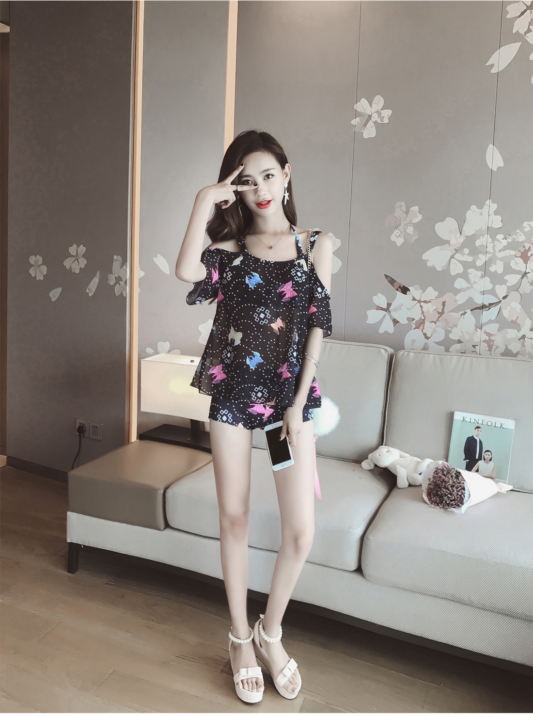 Yi Meishan áo tắm nữ ba mảnh phù hợp với Hàn Quốc mùa xuân nóng nhỏ nước hoa ngực nhỏ thu thập áo tắm mỏng màu đen bảo thủ - Bộ đồ bơi hai mảnh áo tắm 2 mảnh
