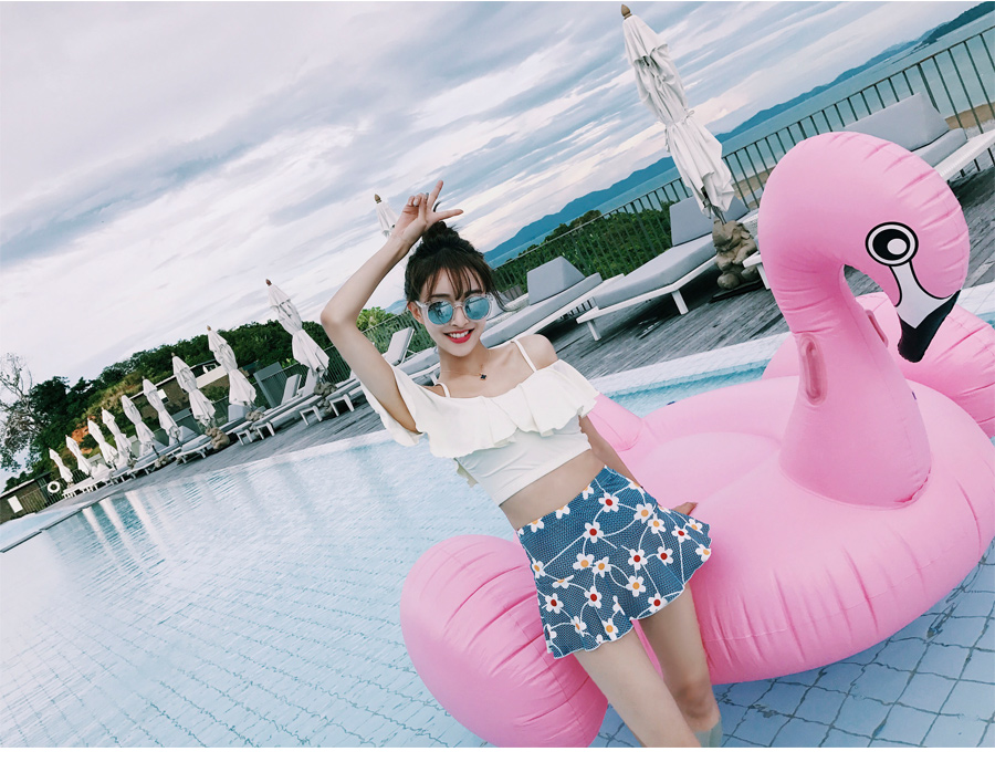 Áo tắm nữ bong bóng hot xuân ba mảnh 2018 mới gợi cảm mỏng xẻ nhỏ cô gái tươi mát vai từ đồ bơi nữ 2 mảnh kín đáo