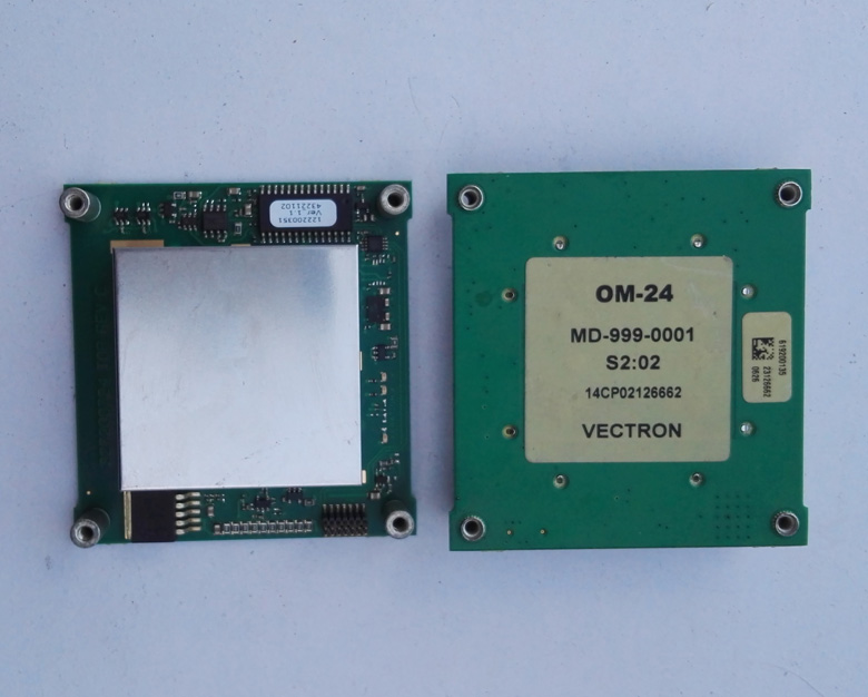 The original machine VECTRON OM-24 MD-999-0001 10MHz 5V sine wave constant temperature crystal vibration