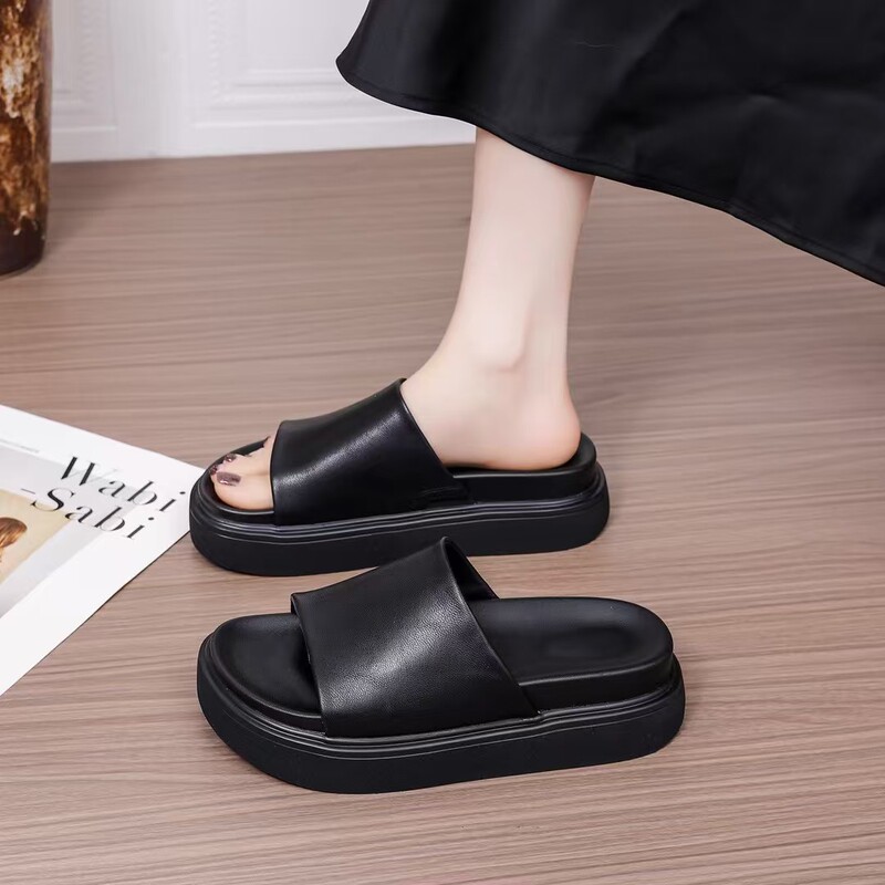 Women's Summer Thick-Soled Sheepskin Slip-On Sandals, 2026 New Popular Style Beach Slippers