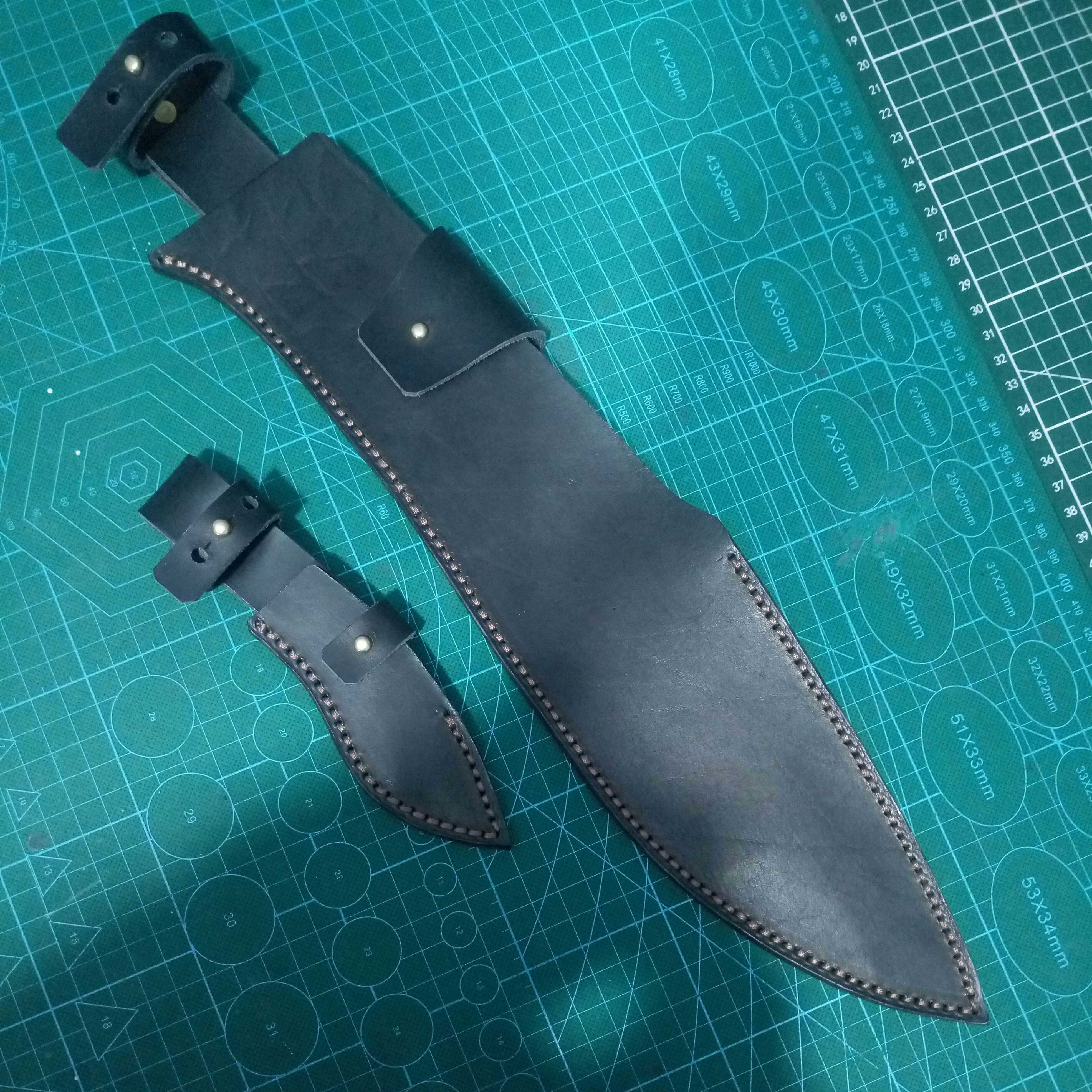 Custom first-layer cowhide holster special-shaped knife set scabbard kitchen knife outdoor hatchet chef knife library handmade