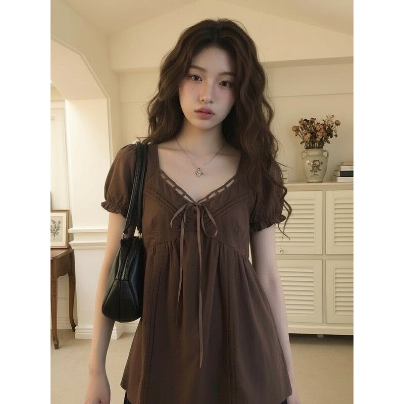 Playful Retro-Style Square-Neck Puff-Sleeve Lace Blouse for Women, Summer Lace-Up Design, Elegant Top for Petite Figures Playful Retro-Style Square-Neck Puff-Sleeve Lace Blouse for Women, Summer Lace-Up Design, Elegant Top for Petite Figures