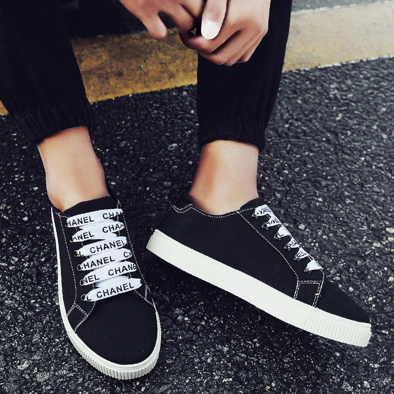 便宜男式工作小脚牛仔七分短裤搭配潮鞋休闲帆布运动逗逗板鞋夏季