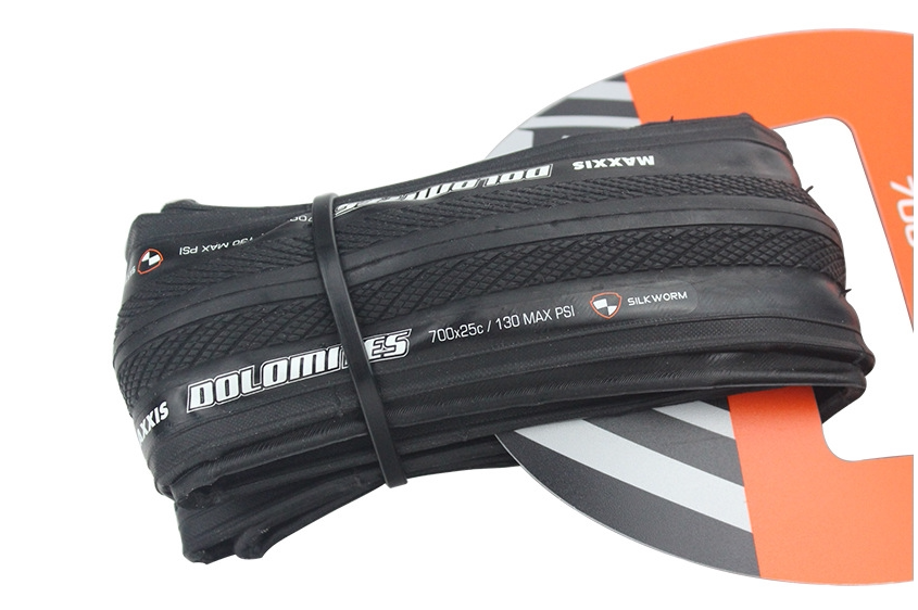 Maxis Maggis tire 700*23C 25C M210 road car and bicycle puncture resistant folding tyre