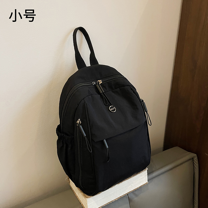 Ultra-Light Backpack 2025 New Model High-End Niche Nylon Canvas Work Commute Travel Backpack Small and Lightweight Ultra-Light Backpack 2025 New Model High-End Niche Nylon Canvas Work Commute Travel Backpack Small and Lightweight