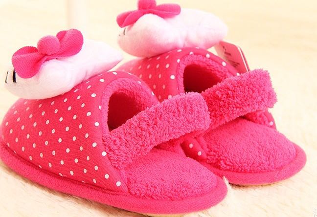 Chaussons enfants en suède HELLOKITTY - Ref 1015552 Image 8