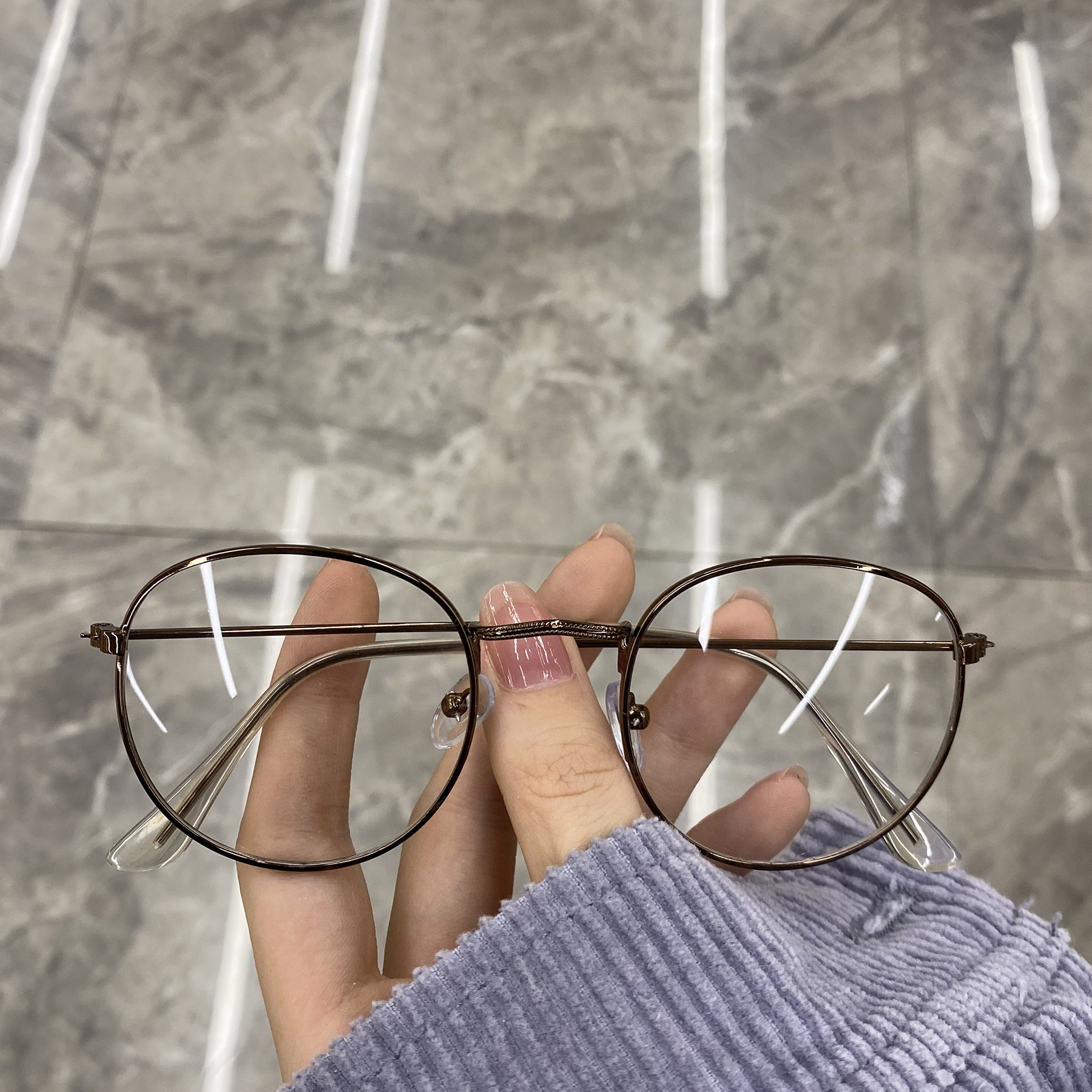 ins super fire glasses female round face Korean version tide Harajuku wind retro personality net red makeup Ultra-light flat light glasses