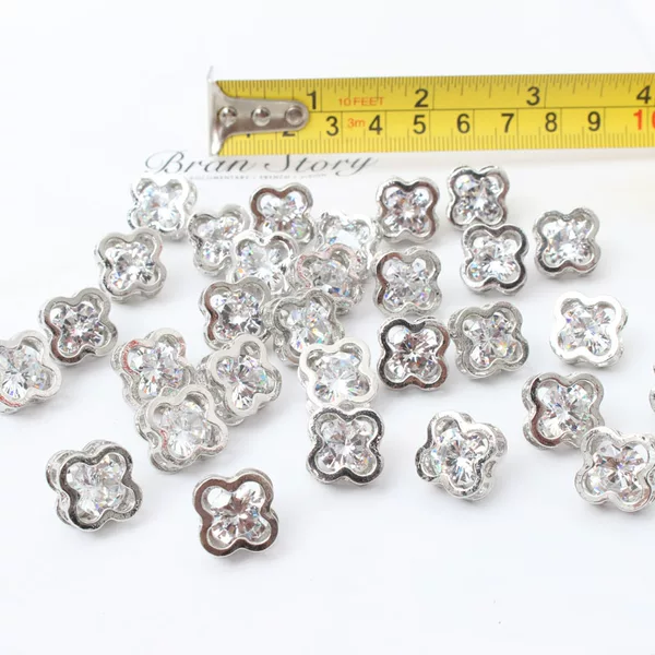 Товары от 秀之平时尚休闲屋