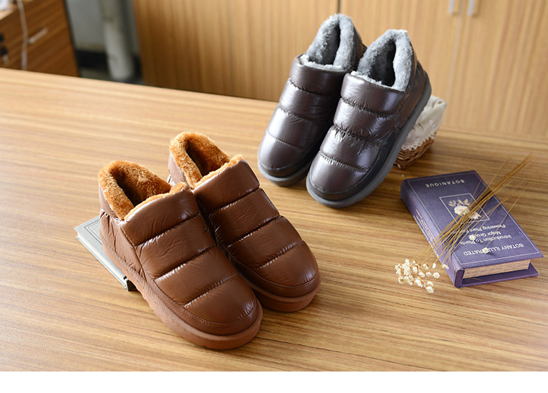 Pantoufles enfants en autre pour hiver - semelle caoutchouc naturel - Ref 986802 Image 56