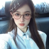 Японские литературные круглые очки для женского простых артефактов. Номер близости с миопией может быть оснащен ультра -световым цветовым рамкой TR90 с небольшим лицом