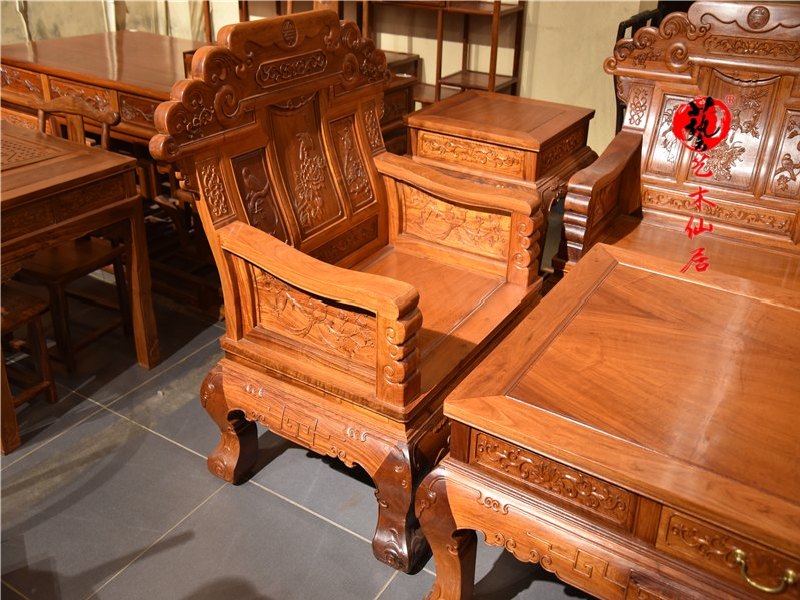 Đồ gỗ gụ Miến gỗ hồng mộc Miến chạm khắc ghế sofa kết hợp Trung Quốc cổ điển ghế sofa phòng khách trái cây gỗ hồng lớn - Bộ đồ nội thất ghế sofa