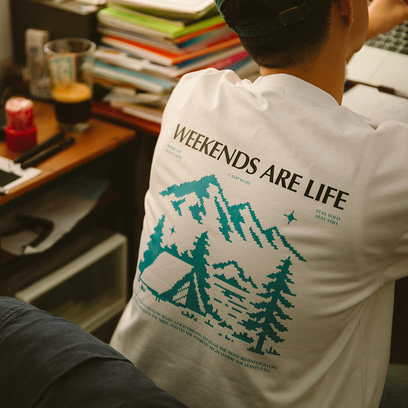 Dakyam (Expert) 2026A/W Weekends Are Life Pixel Camping Style Long Sleeve Tee Shirt Dakyam (Expert) 2026A/W Weekends Are Life Pixel Camping Style Long Sleeve Tee Shirt