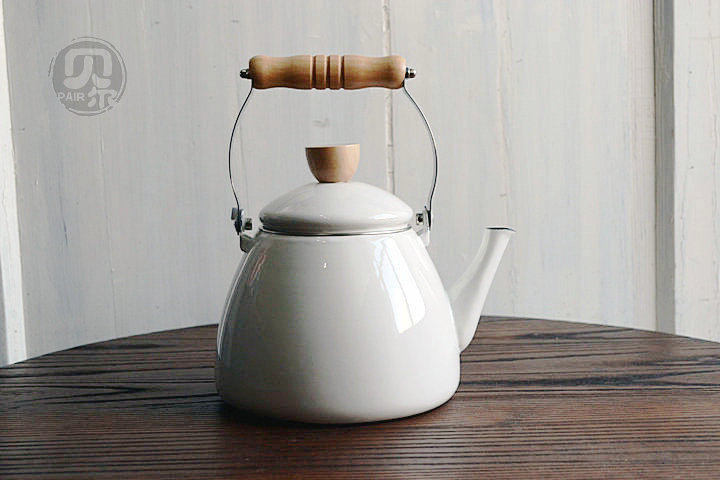 One meter enamel micro flaw foreign trade Japanese solid color barley pot kettle cooking wine pot induction cooker open flame collection