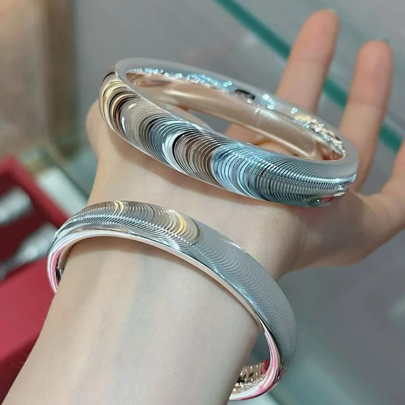 Explosive Sparkle Cat's Eye Bracelet for Women, High-End and Exquisite Wide Tire-Shaped Polished Brushed Bracelet, Solid Silver Plain Band Bracelet Explosive Sparkle Cat's Eye Bracelet for Women, High-End and Exquisite Wide Tire-Shaped Polished Brushed Bracelet, Solid Silver Plain Band Bracelet