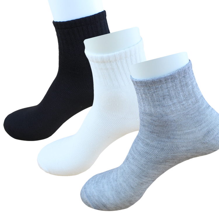 30 Pairs of Disposable Socks for Men, Mid-Calf Length, Suitable for Business Trips, Travel, Sports, Cotton Socks for Foot Massage Shops, Skating Rinks, Wholesale