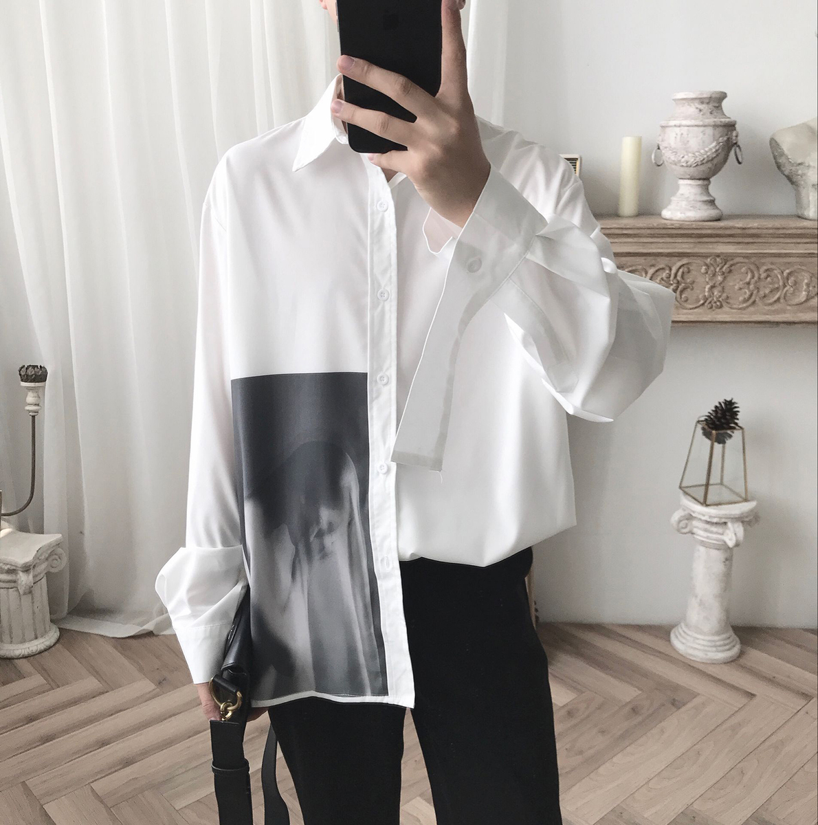 A tea and Agu simple basic white printing with Korean design shirt