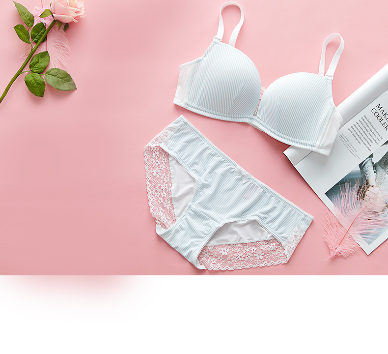 Áo lót bodypops in sọc gợi cảm thoải mái đồ lót nữ BCBR864TF1 + BCWP864TF2 quần chip dễ thương