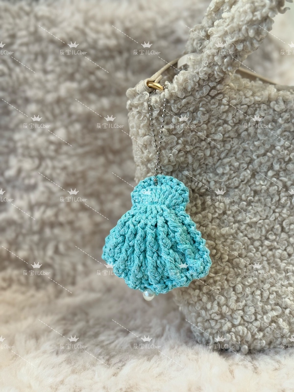 Finished Handmade Crochet Blue Mini Pearl Shell Starfish Pendant Keychain Ornament Creative Gift That Can Be Opened
