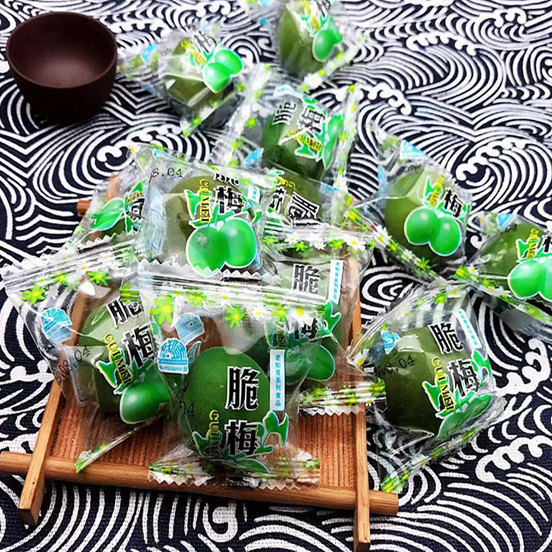 Centuries-old traditional candied fruit (old know-green) crisp plum green mouth plum fruit and plum fruit 11 5-250