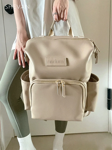 Вместительный и большой рюкзак для матери и ребенка