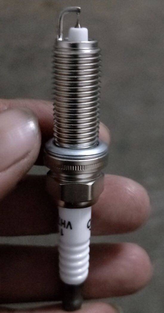 2 0t spark plug