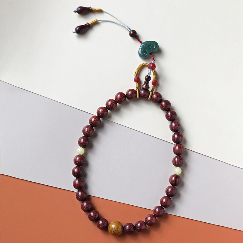 Candida Hainan Yellow flower pear Handheld 12MM women's handstring Old material tiger leather veins sea yellow holding pearl sandalwood Buddha 1080-Taobao