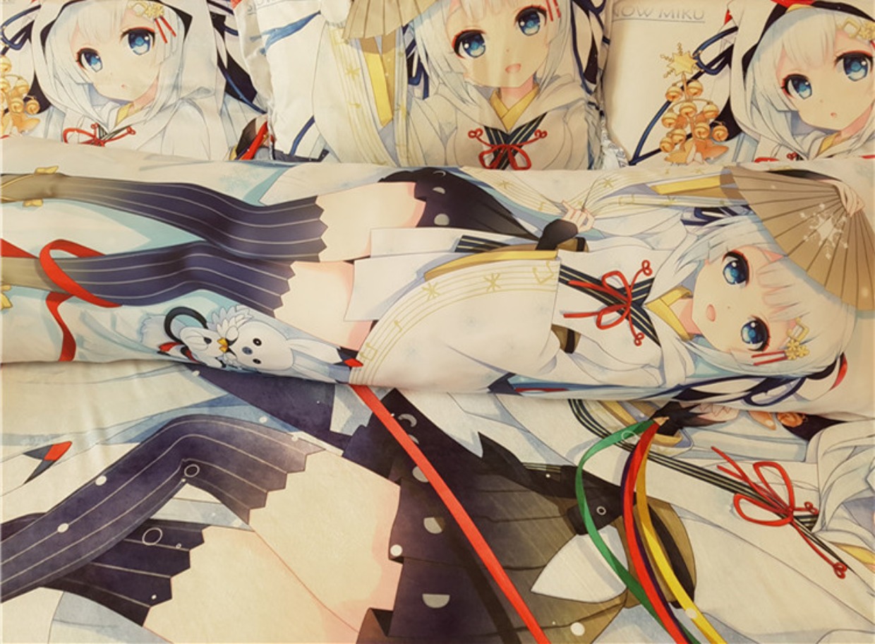 Snow Hatsune quanh thân gối Tuyết tuyết 2018 Sếu đầu đỏ ấn tượng hai nhân dân tệ hoạt hình gối hoạt hình hình dán nổi