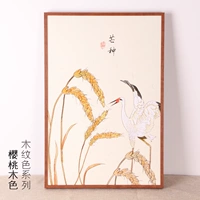 Вишневый красный и древесный цвет