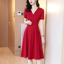 Red dress summer 2021 New French short sleeve V collar ladies temperament retro Hepburn wind small red dress summer
