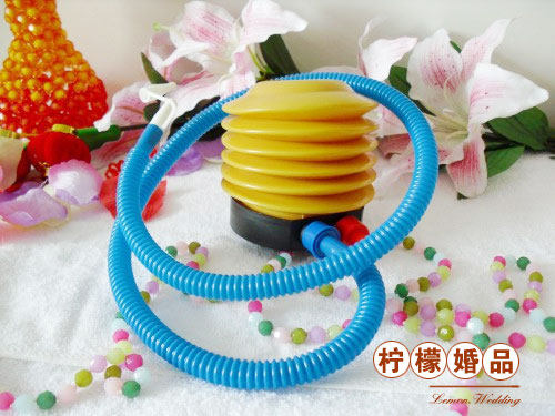 //www51.babidou.com/pic/2010/10/16/chenguihu1888/ воздушные шарики/воздушные цилиндры 1.jpg