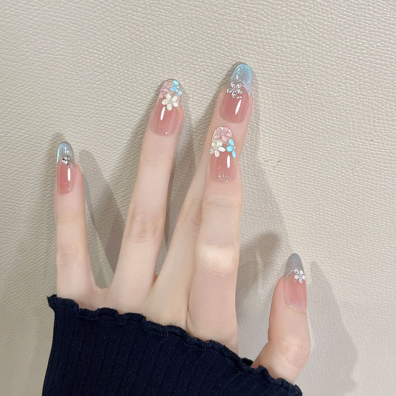 Purely Handmade 2026 New Summer Blue Floral Press-On Nails, Medium-Long Style, High-End, Light Luxury, Brightening Nails
