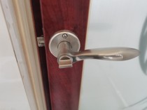 Bathroom door lock without aluminum alloy handle universal keyhole distance 40 bathroom lock key glass door lock single tongue