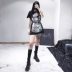 Phong cách tối của phụ nữ phong cách mát mẻ mát mẻ phong cách punk váy áo thun dài tay ngắn mùa hè mát mẻ hợp thời trang phong cách tối của phụ nữ - váy đầm