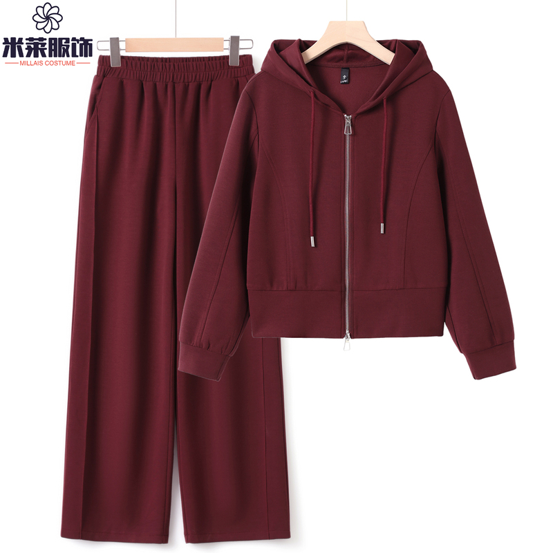 Fashionable Mother's Spring Sportswear Suit 2026 New Style, Stylish Two-Piece Hooded Sweatshirt Set for Middle-Aged and Elderly Women