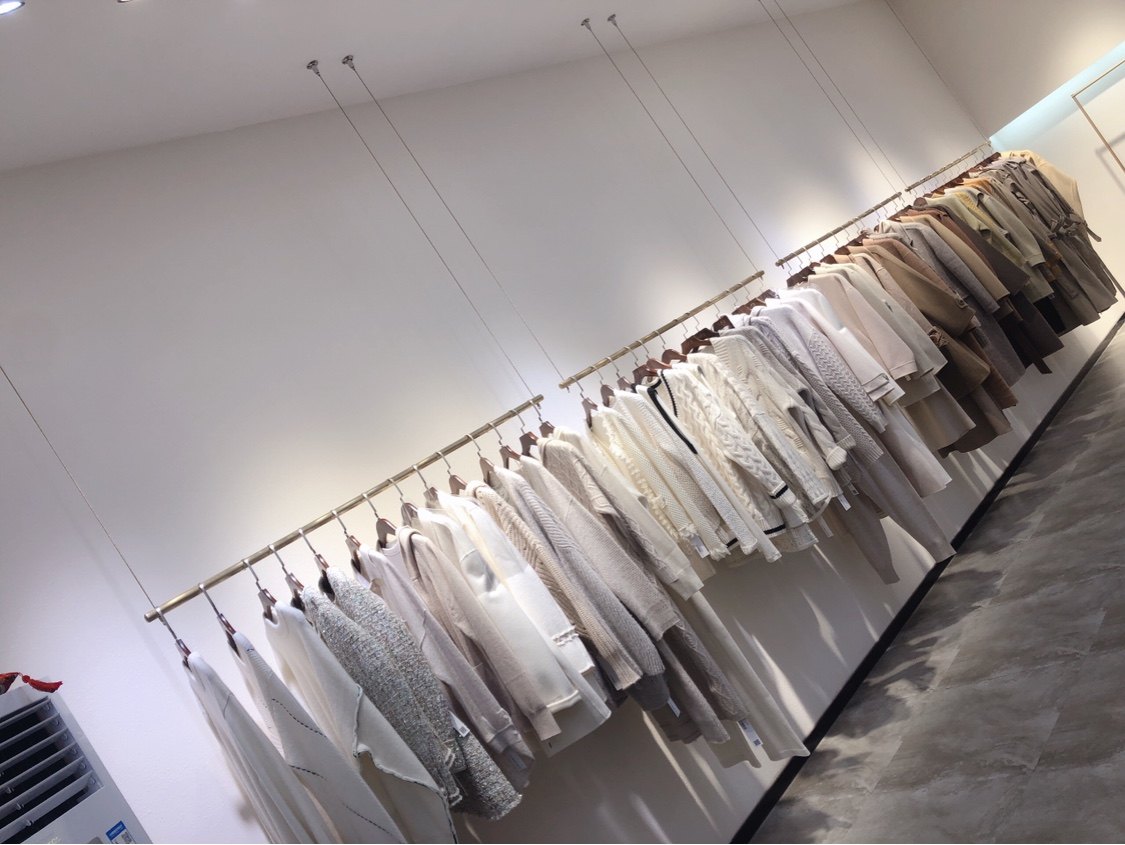 Clothing Shop Special hanging suspended ceiling Steel Wire Hanger Steel Hanger Women's Clothing Store Clothes Hanger Silver Nordic Wind