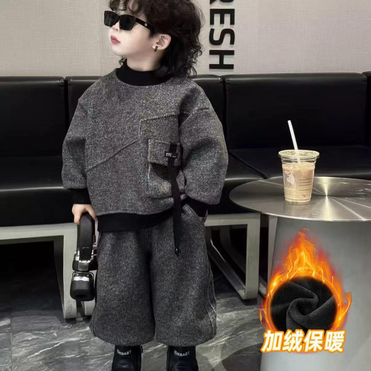 1 мальчик, 2 плюс размер, вельвет, 3 спортивные, 4 костюма, 5 осенне-зимние модели, новинка 2025 года, 6 с половиной летний свитер в западном стиле, трендовый комплект из двух частей