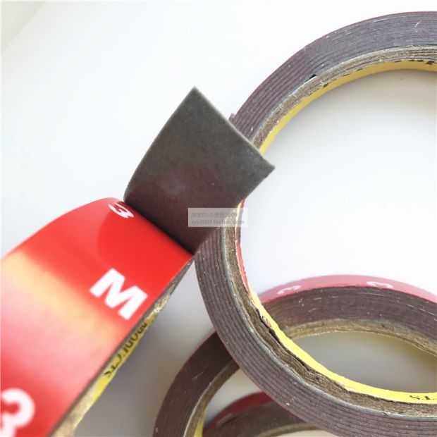 Xe đặc biệt hai mặt dính nhiệt độ cao hai mặt dính 0,6 * 3 mét phụ kiện sửa đổi băng keo đen hai mặt dính - Sửa đổi ô tô choi rua xe o to