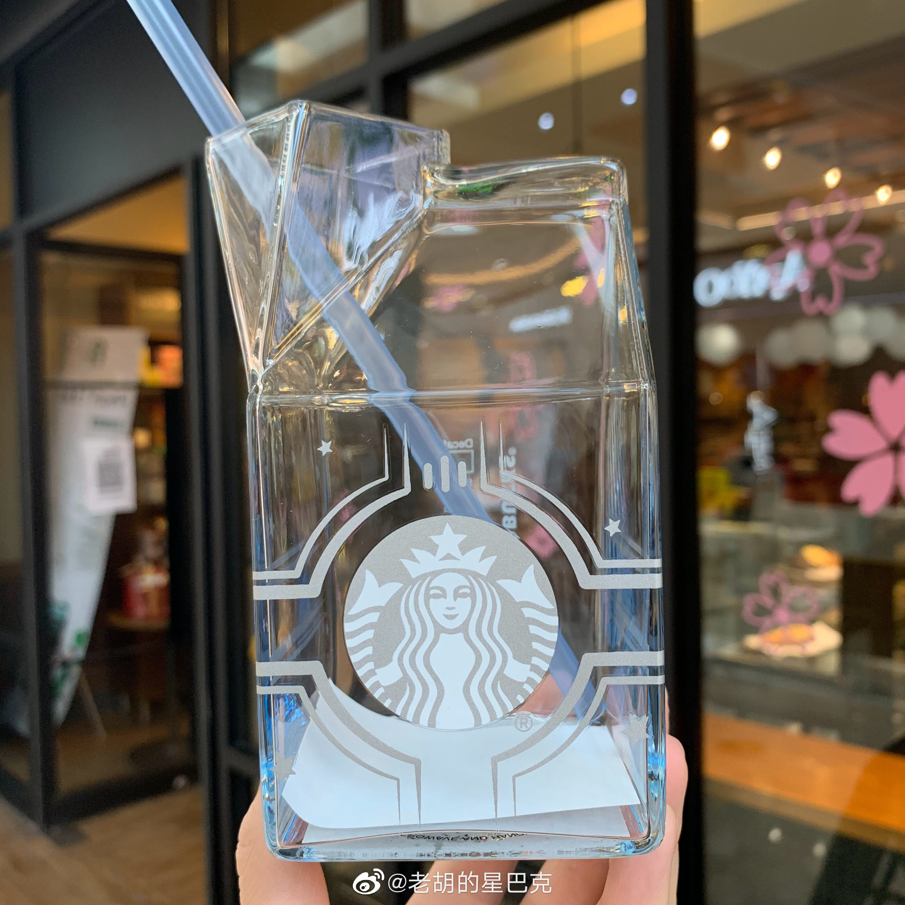 618 Clear Cabin Starbucks Milk Box Glass Cups Straw Cute Fun Cold-Future Astronaut Creative Water Glass