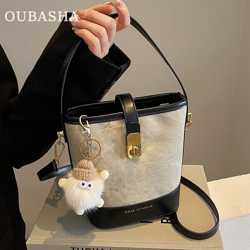 High-End Textured Bag for Women 2026 New Autumn and Winter Popular Crossbody Bag Niche Luxury Light Luxury Handbag Bucket Bag High-End Textured Bag for Women 2026 New Autumn and Winter Popular Crossbody Bag Niche Luxury Light Luxury Handbag Bucket Bag