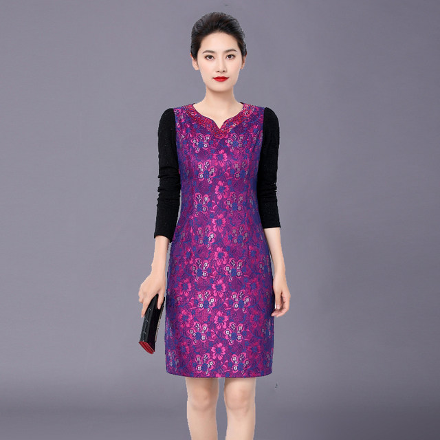 Xi mother-in-law and mother attend wedding wear brand 50-60 years old middle-aged noble high-end western style lace dress spring