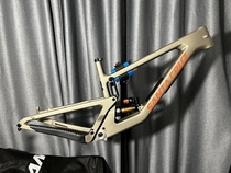 santacruz megatower cc carbon fiber mountain bike frame three pants enduro soft tail tower