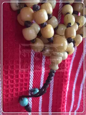 (Bhutan children's shop) old cattle bone rosary beads 108