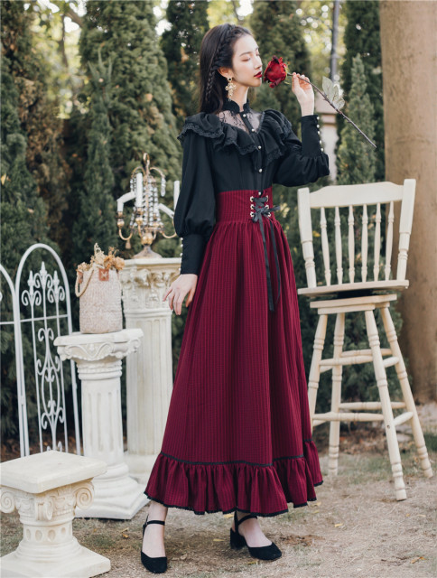 2022 autumn new women's clothing retro court style black shirt with long skirt two-piece suit annual meeting small dress