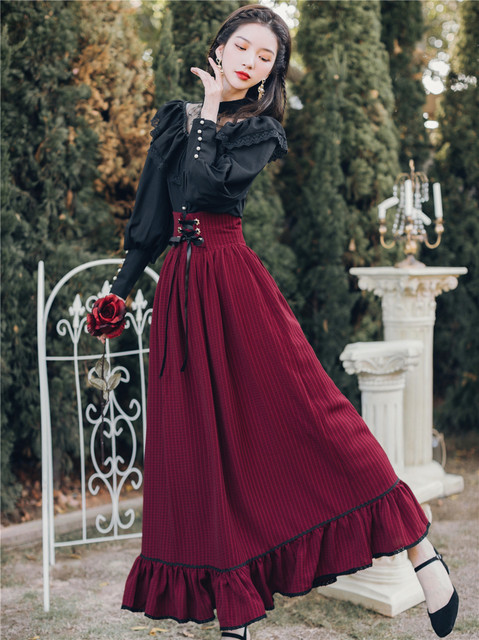 2022 autumn new women's clothing retro court style black shirt with long skirt two-piece suit annual meeting small dress